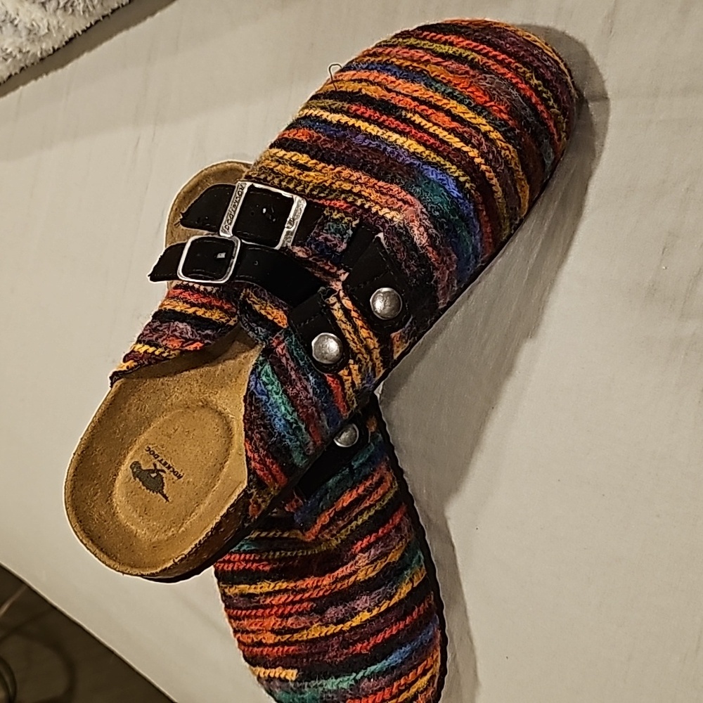 Rocket Dog clogs